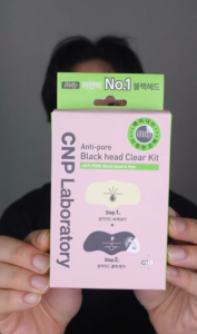 Dissolve pesky black heads in seconds with this kbeauty nose strip!